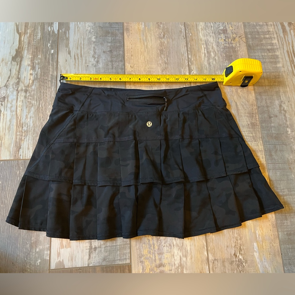 Lululemon pace setter skirt